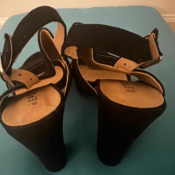 Report heels black size 8.5 used - Picture 5 of 10